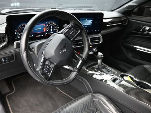 Used 2024 Ford Mustang GT Premium image 13