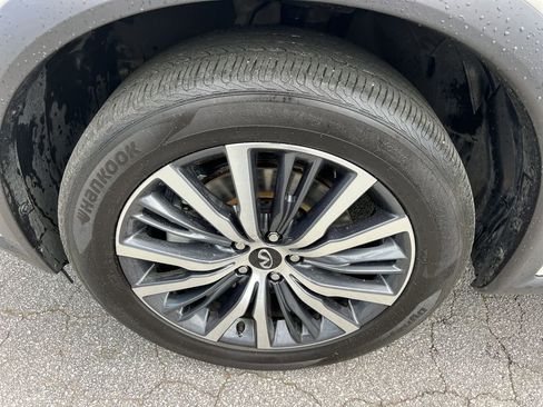 Used 2025 INFINITI QX60 Sensory w/ Vision Package image 9