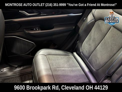 Used 2022 Jeep Grand Cherokee Trailhawk w/ Luxury Tech Group III AWD/4WD image 30
