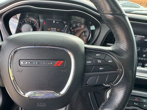 Used 2018 Dodge Challenger R/T Plus image 30