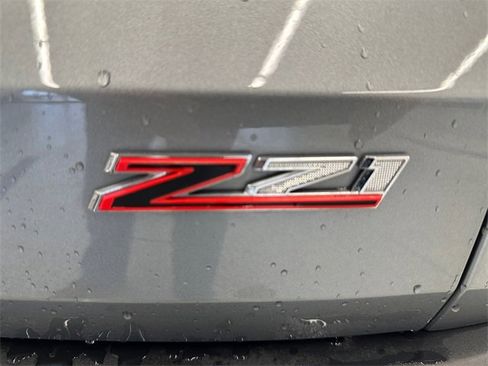 Used 2024 Chevrolet Traverse Z71 image 22
