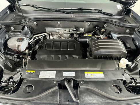 Used 2025 Volkswagen Atlas SE FWD image 35