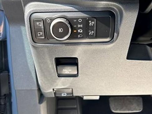 New 2024 Ford Bronco Outer Banks w/ Sasquatch Package image 12