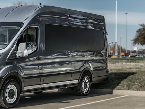 Used 2020 Ford Transit 250 148 High Roof Extended image 7