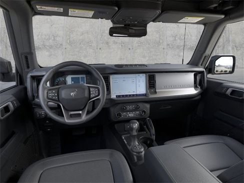 New 2025 Ford Bronco Outer Banks w/ Sasquatch Package image 8