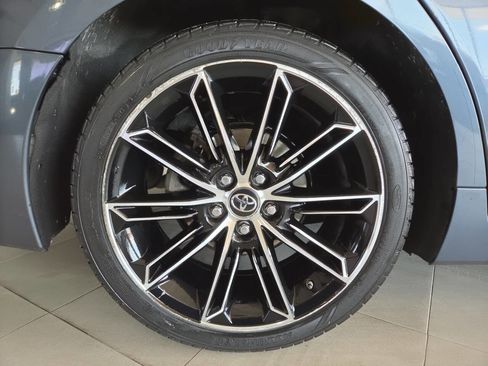 Used 2019 Toyota Avalon Touring w/ All Weather Liner Package FWD image 10