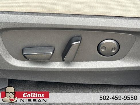 New 2025 Nissan Pathfinder SV image 19