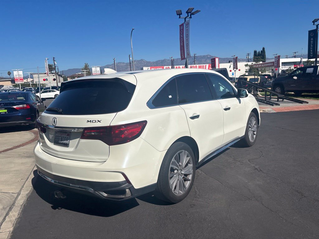 Used 2018 Acura MDX w/ Technology Package FWD image 4