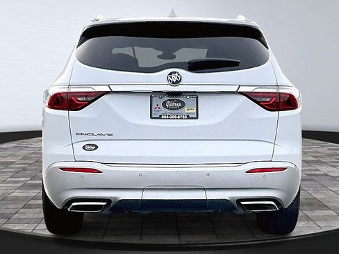 Used 2024 Buick Enclave Premium FWD image 4