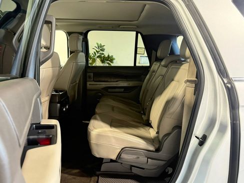 Used 2018 Ford Expedition Max Limited AWD/4WD image 12