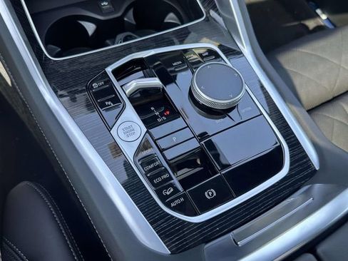 New 2027 BMW X6 xDrive40i AWD/4WD image 17