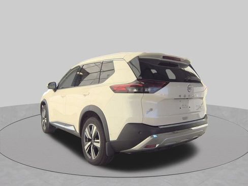 Certified 2023 Nissan Rogue Platinum w/ Platinum Premium Package AWD/4WD image 4