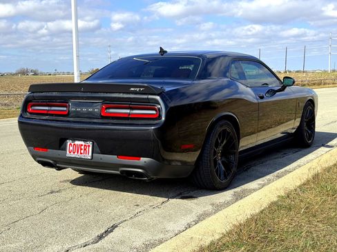 Used 2015 Dodge Challenger SRT Hellcat image 7