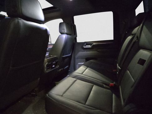 Certified 2025 GMC Sierra 3500 Denali w/ Denali Reserve Package image 16