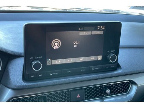 Certified 2025 Acura Integra FWD image 24