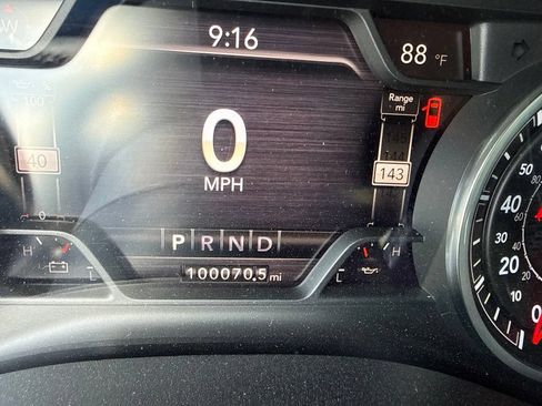 Used 2020 RAM 1500 Laramie AWD/4WD image 7