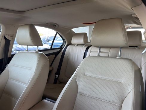 Used 2014 Volkswagen Jetta SE image 14