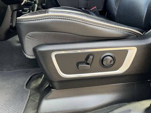 Used 2022 RAM 1500 Laramie image 11