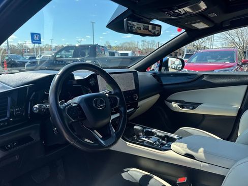 Used 2024 Lexus NX 350 AWD w/ Vision Package image 15