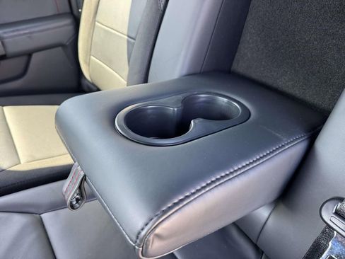 Used 2025 Ford F150 Raptor image 38