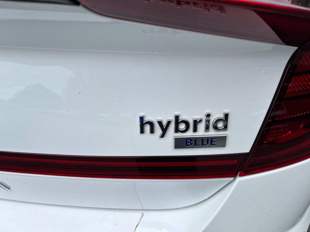 Used 2022 Hyundai Sonata Blue FWD image 10