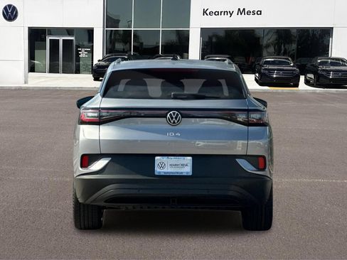 Used 2023 Volkswagen ID.4 Pro S AWD/4WD image 5