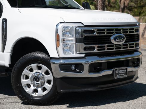Used 2024 Ford F250 XLT image 9