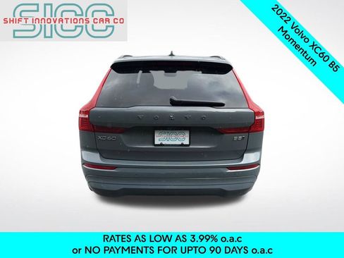Used 2022 Volvo XC60 B5 Momentum image 5
