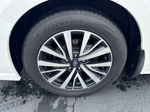 Used 2019 Subaru Legacy 2.5i Premium AWD/4WD image 9