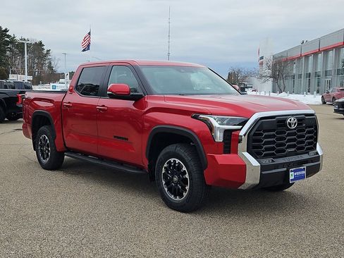 New 2026 Toyota Tundra SR5 AWD/4WD image 3