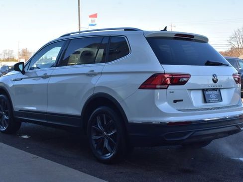 Used 2023 Volkswagen Tiguan SE image 13