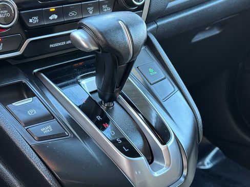 Used 2018 Honda CR-V Touring image 15