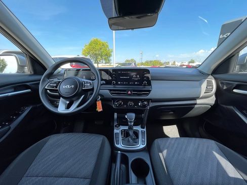Certified 2026 Kia Seltos LX AWD/4WD image 28