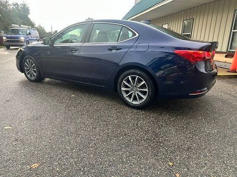 Used 2018 Acura TLX w/ Technology Package FWD image 4