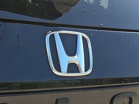 Used 2023 Honda Pilot Elite image 36