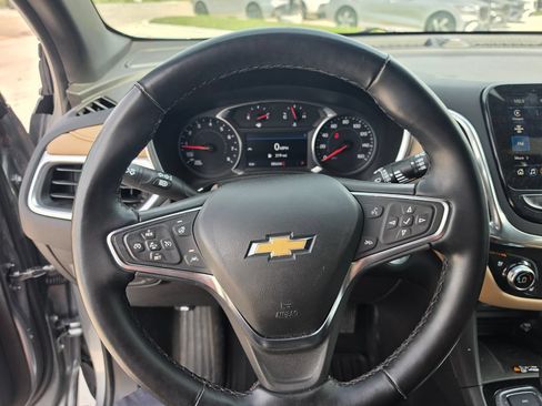 Used 2024 Chevrolet Equinox Premier AWD/4WD image 11