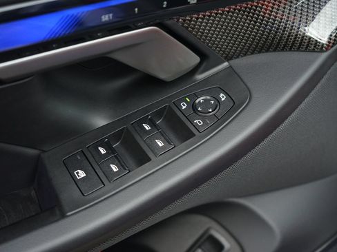Used 2025 BMW M5 w/ Carbon Package AWD/4WD image 28