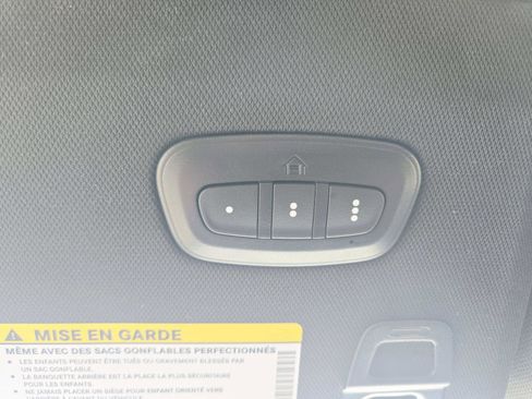 Used 2024 Jeep Grand Cherokee Limited w/ Luxury Tech Group II image 36