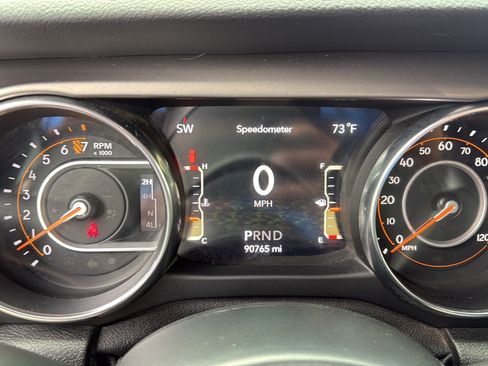 Used 2020 Jeep Wrangler Sport AWD/4WD image 18