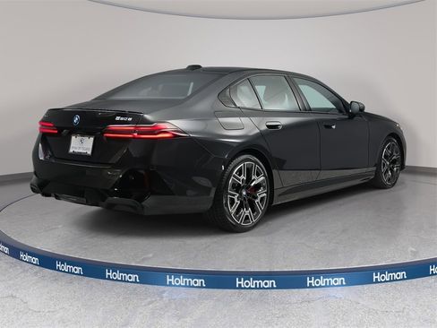 New 2026 BMW 550e xDrive w/ Executive Package image 5
