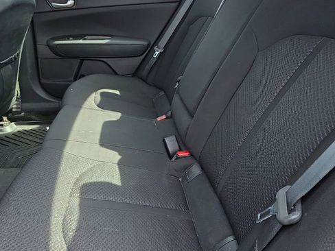 Used 2018 Kia Optima LX w/ 17" Alloy Wheels Package FWD image 21