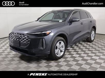 Used 2025 Audi Q5 Premium w/ Convenience Package