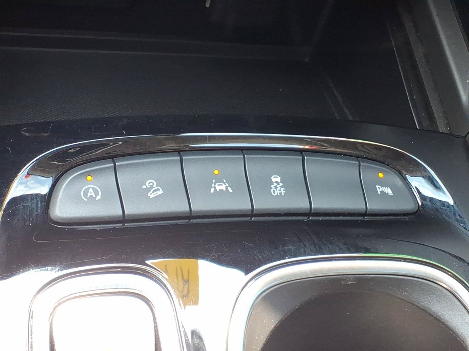 Used 2023 Buick Envision Essence AWD/4WD image 17