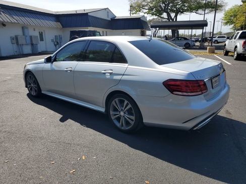 Used 2014 Mercedes-Benz E 350 Sedan image 3