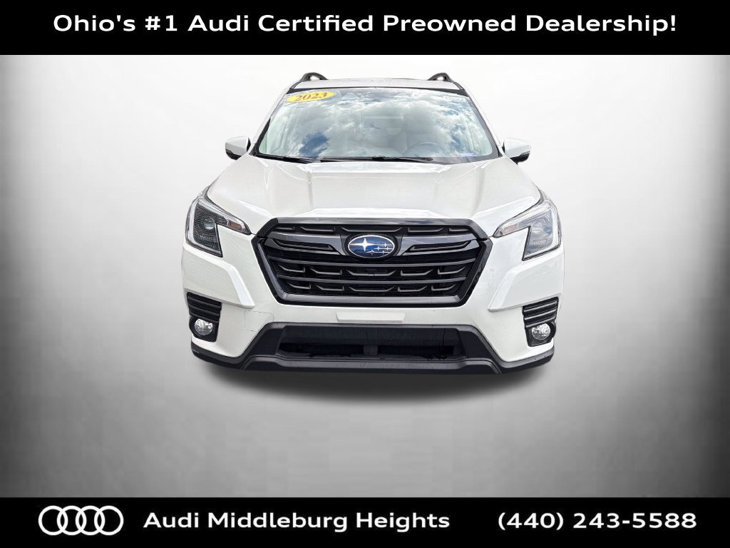 Used 2023 Subaru Forester Limited AWD/4WD image 2