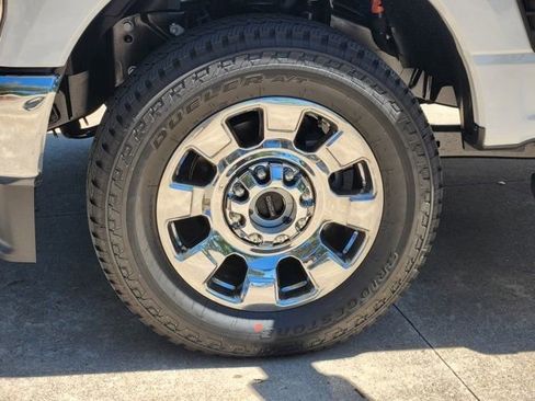 Used 2026 Ford F250 Lariat w/ Chrome Package image 18