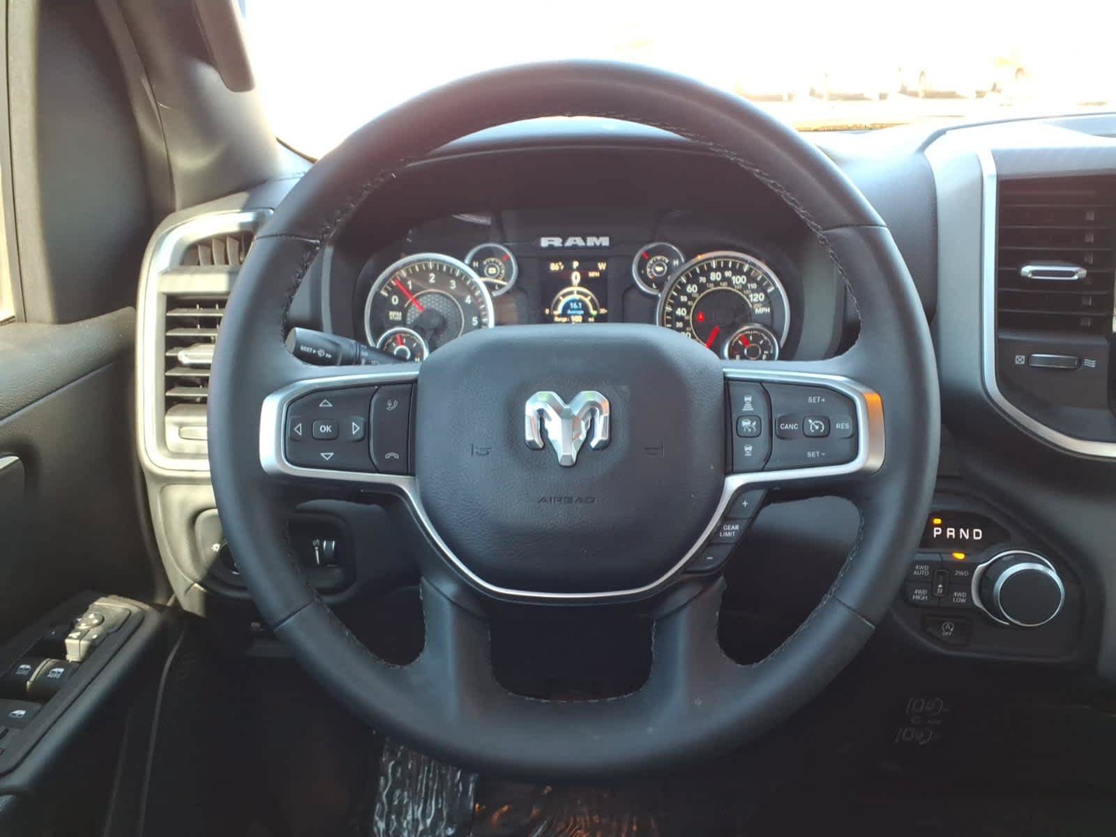 Used 2025 RAM 1500 Big Horn AWD/4WD image 28