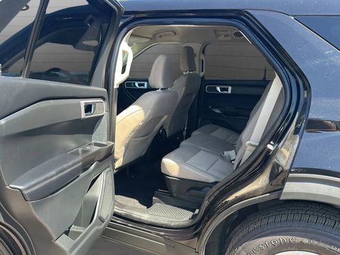 Used 2021 Ford Explorer 4WD image 32