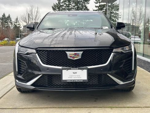 Used 2025 Cadillac CT4 Sport w/ Climate Package AWD/4WD image 8