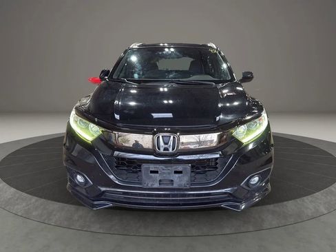 Used 2019 Honda HR-V Sport image 2